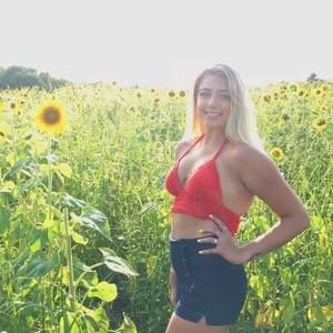 Meet your Posher, Randiene